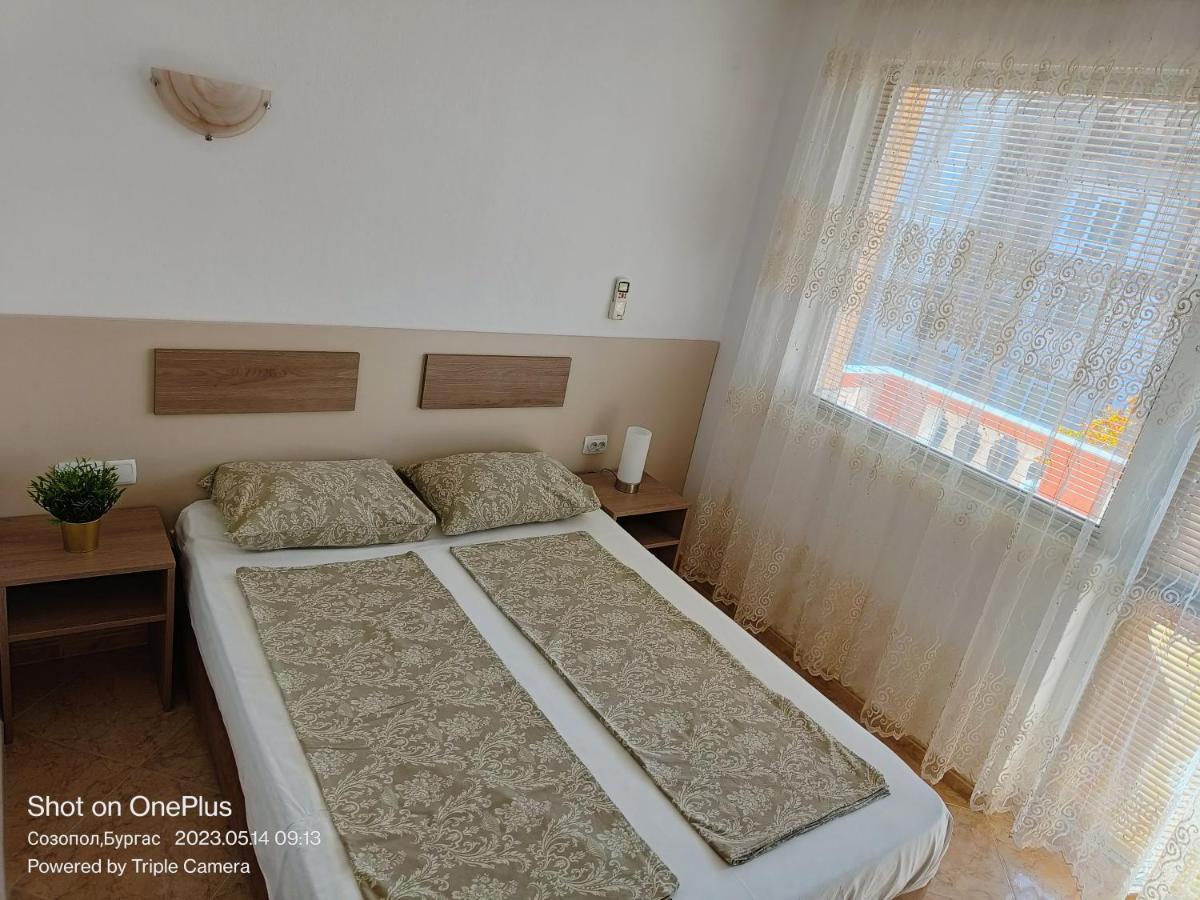 Moni 85 Family House Hotel Sozopol Luaran gambar
