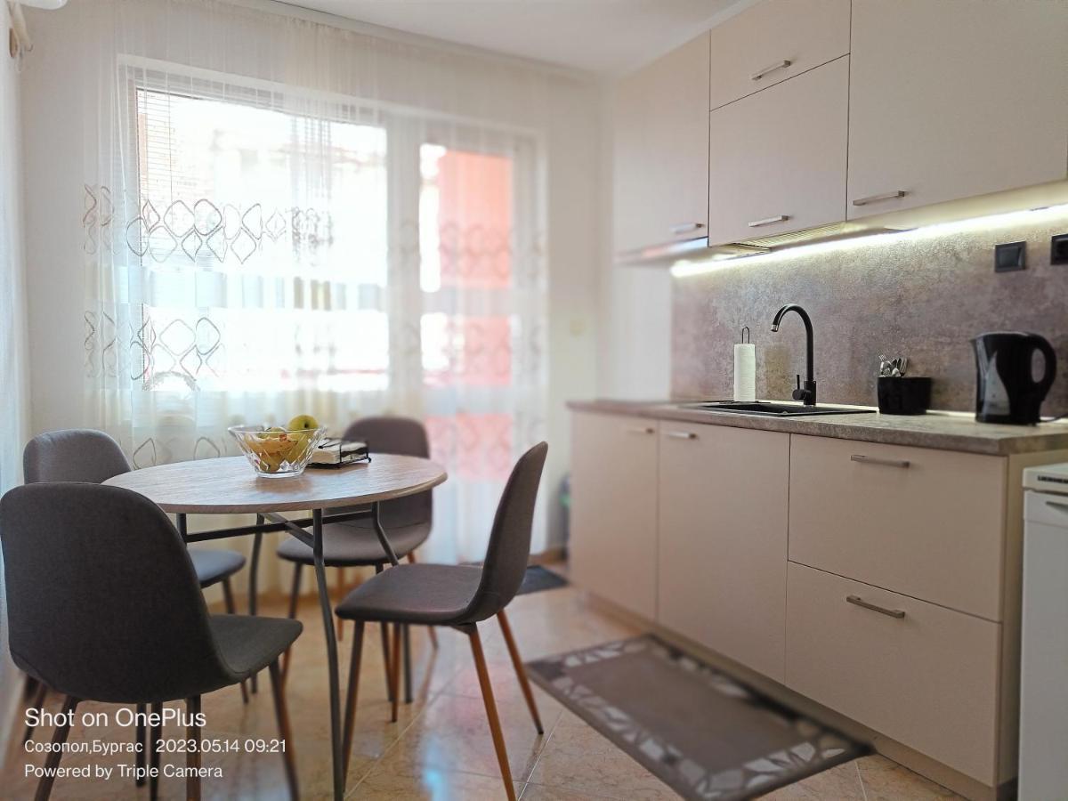 Moni 85 Family House Hotel Sozopol Luaran gambar