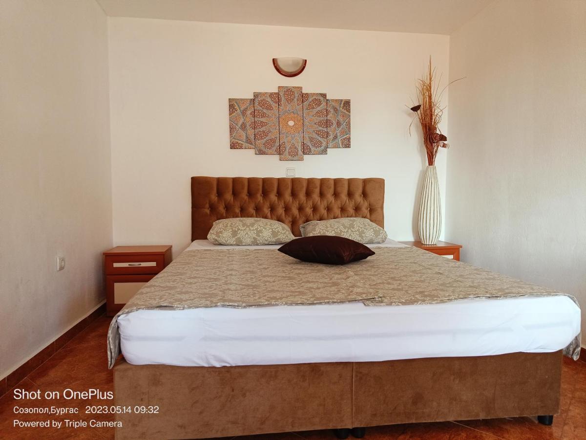 Moni 85 Family House Hotel Sozopol Luaran gambar
