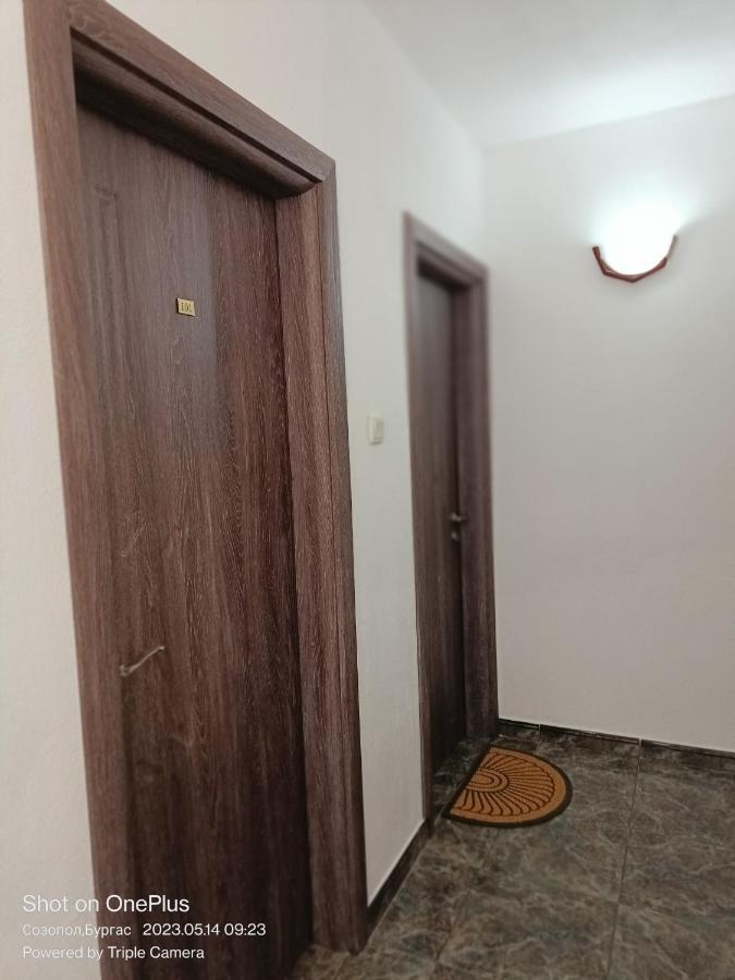 Moni 85 Family House Hotel Sozopol Luaran gambar