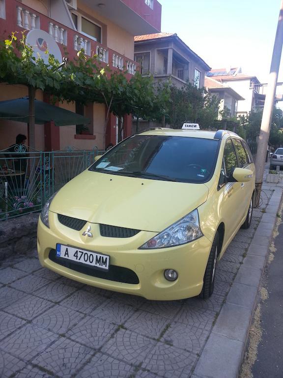 Moni 85 Family House Hotel Sozopol Luaran gambar