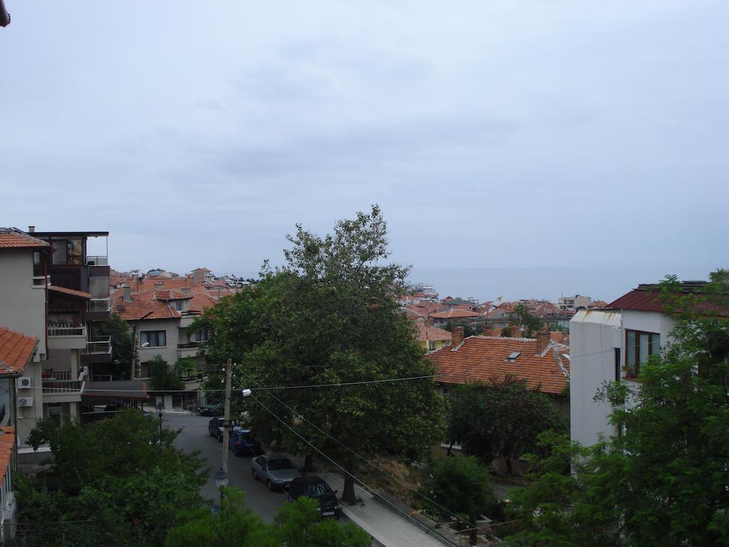 Moni 85 Family House Hotel Sozopol Luaran gambar